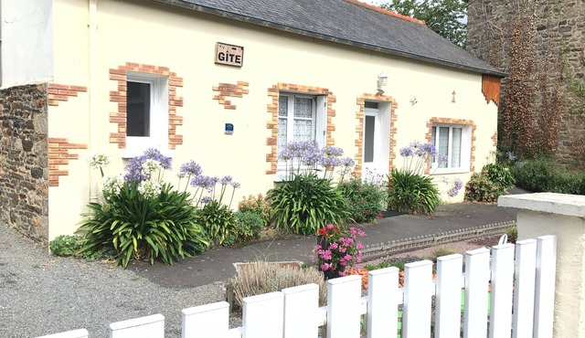12 kms from Mont Saint-Michel, comfortable 3* gîte