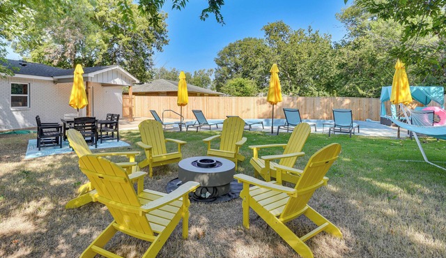 12 Mi to BOK Center: Pet-Friendly Home w/Yard!