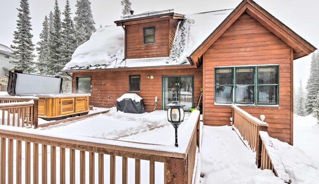12 Mi to Breckenridge Ski Resort Cabin with Hot Tub