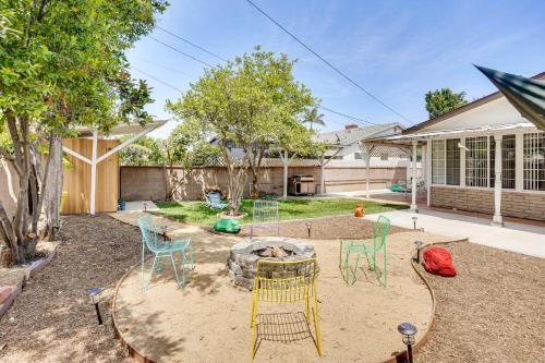 12 Mi to Dtwn LA Family Home with Patio and Yard!