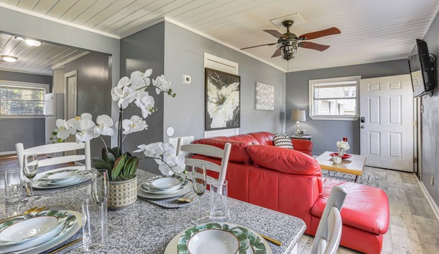 12 Mi to Lake Access: Port Arthur Apt w/Yard