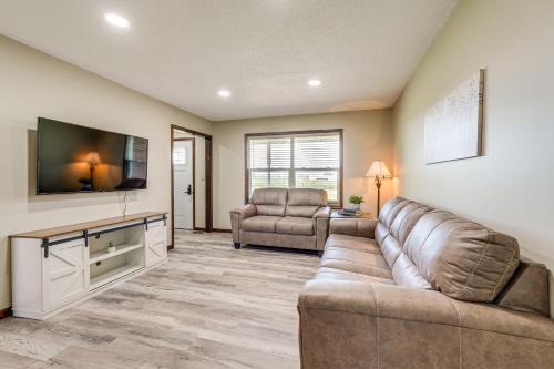 12 Mi to Mississinewa Lake Peaceful Retreat