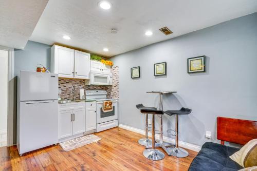 12 Mi to Temple Square: Cozy + Convenient Apt!