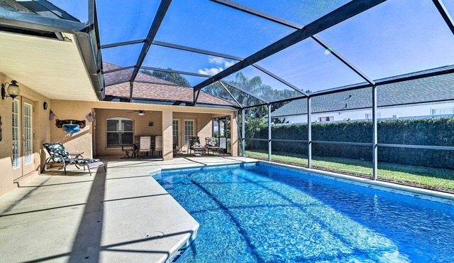 12 Miles to Disney: Clermont Villa w/Heated Pool
