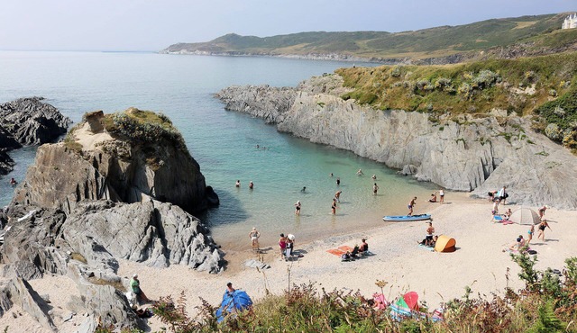 12 Ocean Point - 2 bed | Near Beach | Terrace