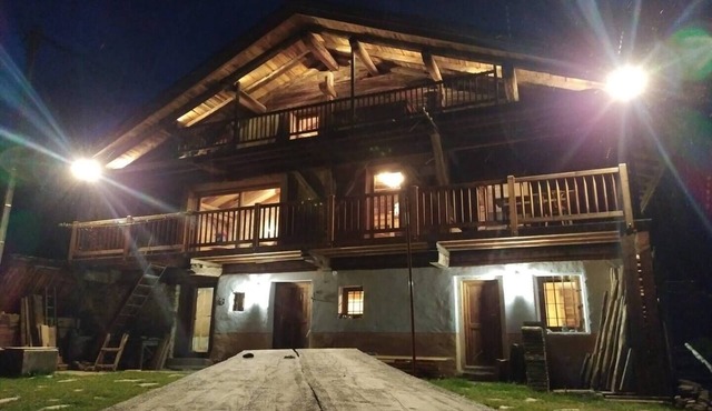 12-person chalet with sauna in the Beaufortain near Les Saisies
