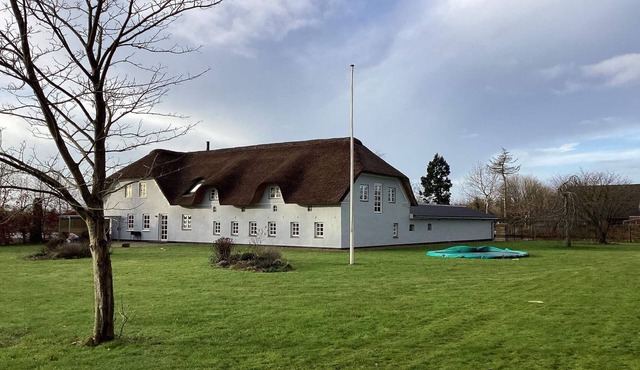 12 person holiday home in Sønder Omme-By Traum