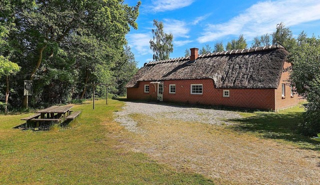 12 person holiday home in Væggerløse-By Traum