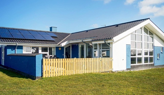 12 person holiday home in Vestervig-By Traum