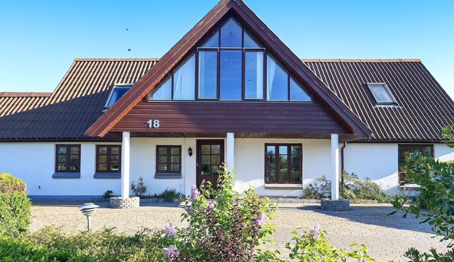 12 person holiday home in Idestrup