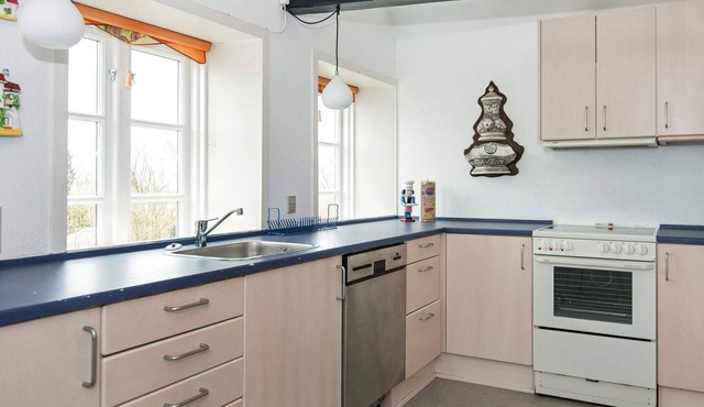 12 person holiday home in Højer