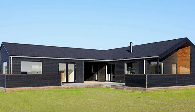 12 person holiday home in Løkken-By Traum