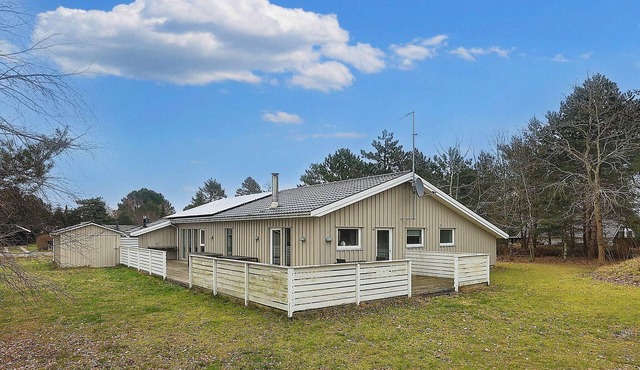 12 person holiday home in Rødby-By Traum