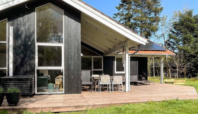 12 person holiday home in Hals-By Traum