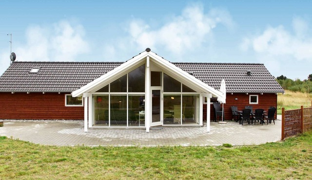 12 person holiday home in Rødby