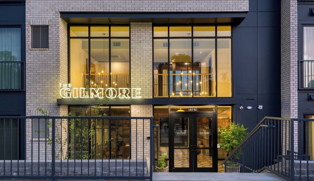 12 South Stay | 4BR Accessible Suite at Gilmore