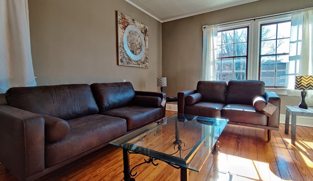 1200 SqFt Condo Above Abolitionist Ale Works Charles Town w/Laundry & Deck #201