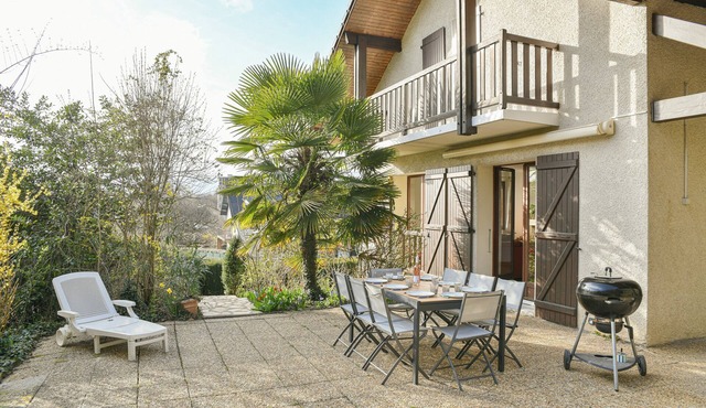 120m² House for 8 Guests – Authentic, Relaxing Stay in an Exceptional Setting