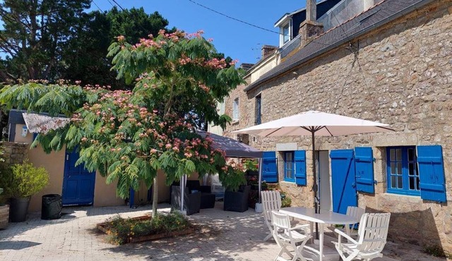 120m2 house with WIFI at the start of coastal paths