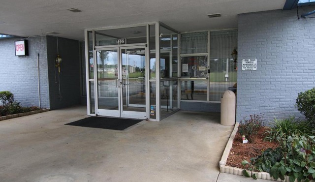 121 Motel Battleboro
