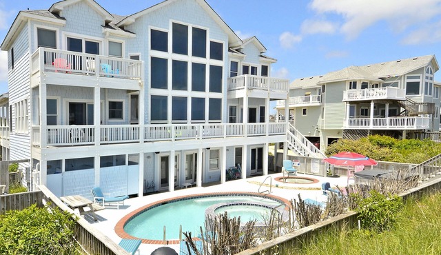 1211 - Stork II, Oceanfront Vacation Fun w/Pool, Kiddie Pool, Hot Tub, Pool Table.