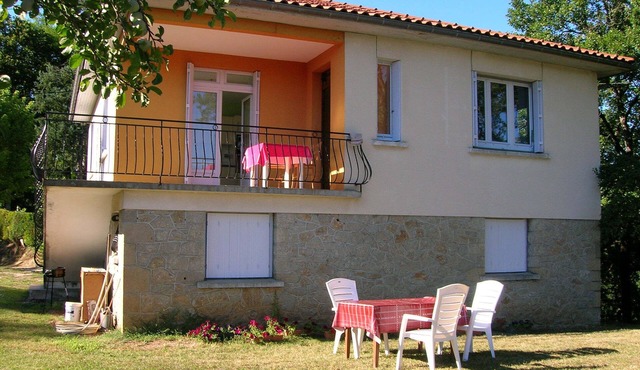 12200 villefranche de rouergue orlhonac villa *** 5/7 pers