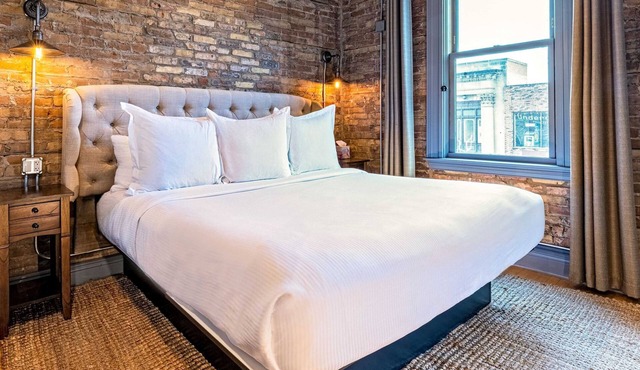 124 Lofts - Downtown Dundee - Walk to Dining
