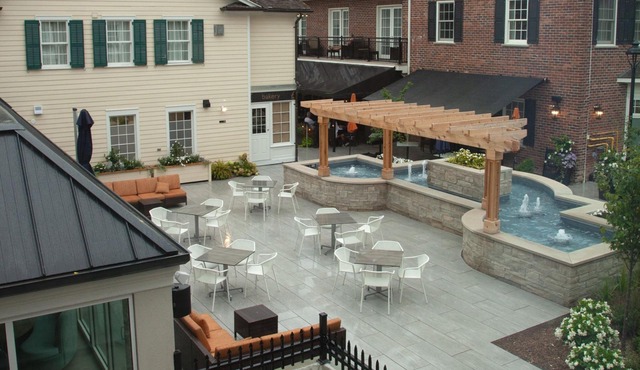 124 on Queen Hotel & Spa