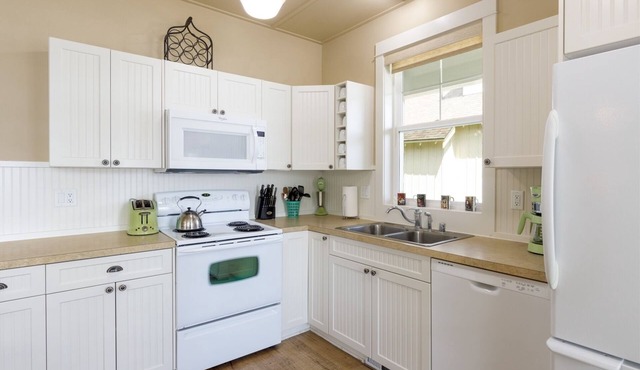 125 Barefoot Lane (Beach Front)