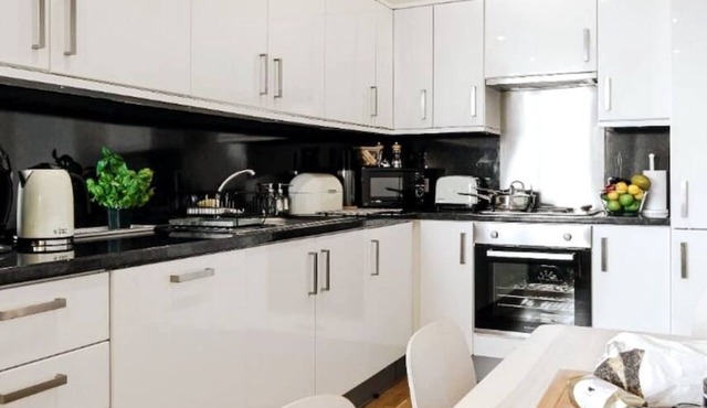 125 The Panorama, 2 Bedroom Apartment