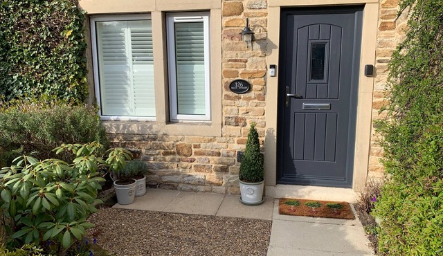 126 MAIN STREET, pet friendly, with open fire in Cononley