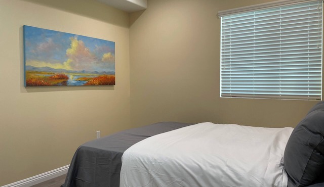 1280A - 2-bedroom/2 bathrooms in Pasadena
