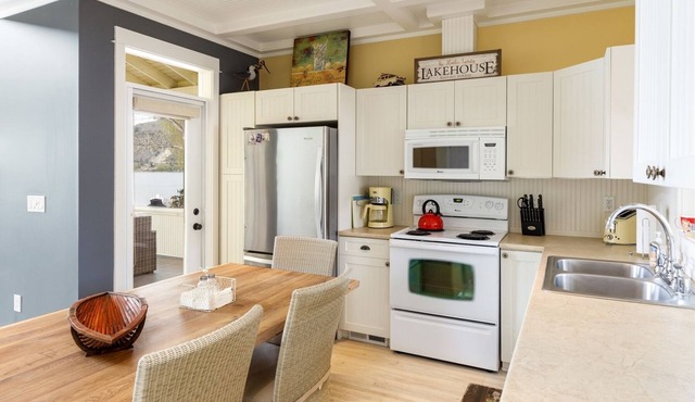 129 Malarkey Lane (Beach Front)