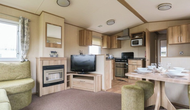 12ft-wide caravan with one double with en suite W.