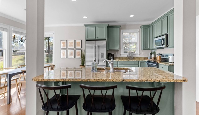 12th Fairway Cottage at the Landing, Reynolds Lake Oconee. Lake Access!