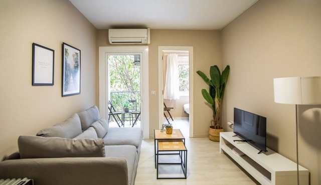 12TOGO1035 - Spacious Apartment near Camp Nou