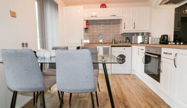 13 Manorcombe Bungalows