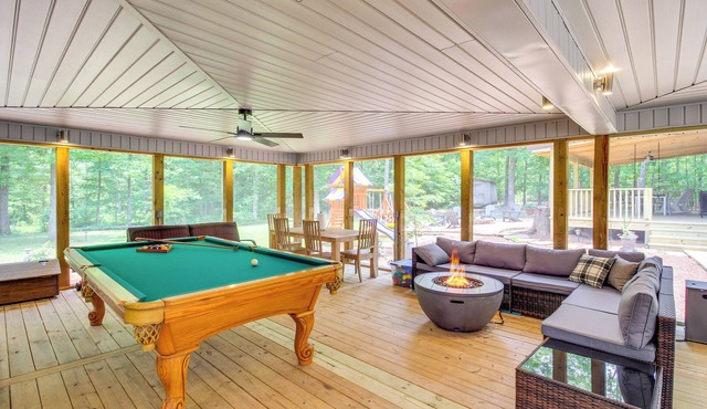 13 Mi to Guntersville Lake: Henagar Gem w/Hot Tub