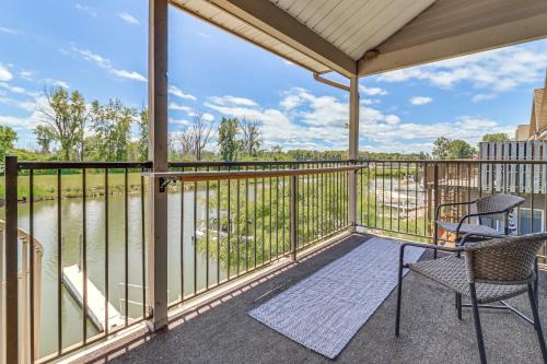 13 Mi to Port Clinton Lake Erie Getaway with Dock