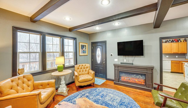 13 Mi to Skiing: Downtown Wallace Home w/Deck