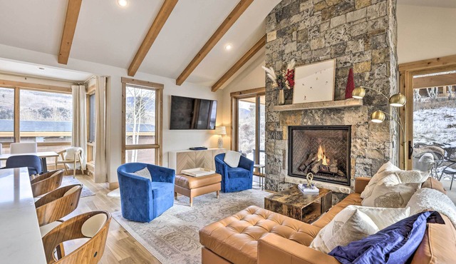 13 Mi to Slopes! Silverthorne Home w/Pool Access