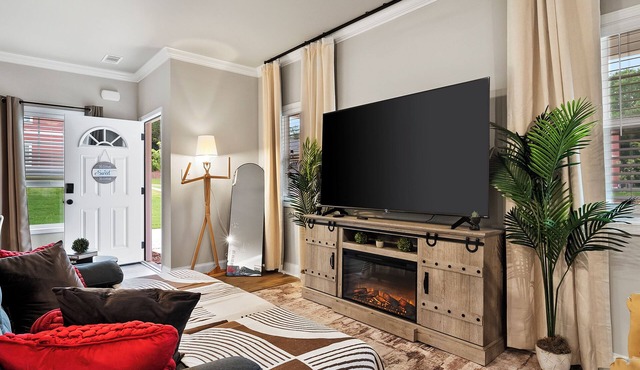 13 mins to Downtwn & Stadium - Game Room - Game Day