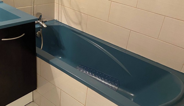 13 minutes from Montparnasse, 18 minutes from Champs Elysées, 28 minutes from Tour Eiffel