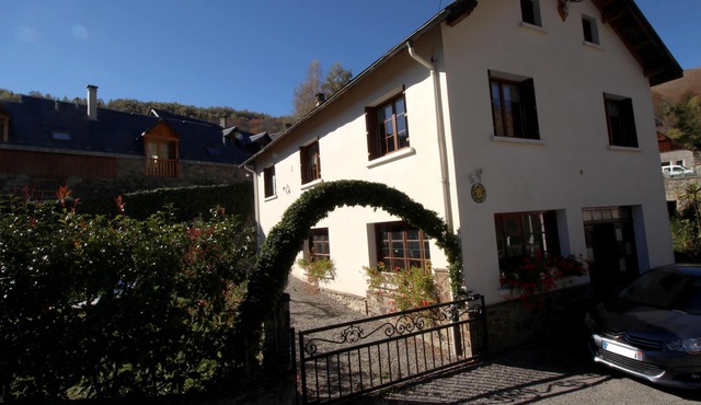 130 m² gîte with garden, terrace, garage, wifi - rated 3 stars and 3 épis
