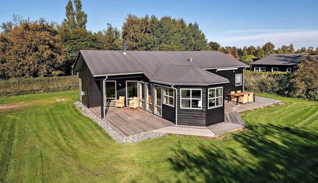 1306 Stege - Kærhøgevej 64