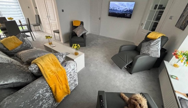 130m2 New house 2024. 3-bedrooms. Free Fast Wi-Fi. Free off street parking.