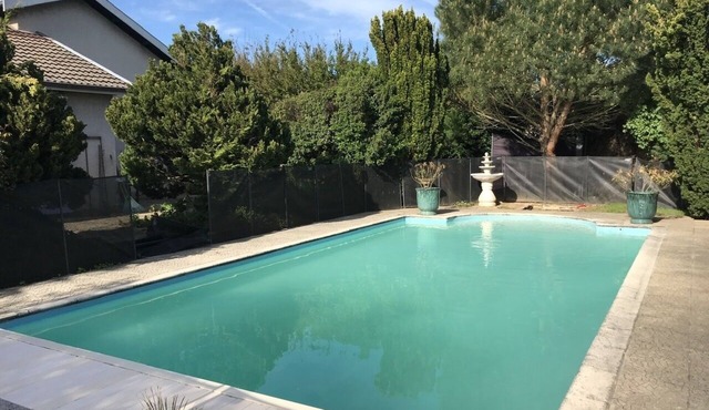 130m2 villa with garden (1000m2) and swimming pool (10x5m)