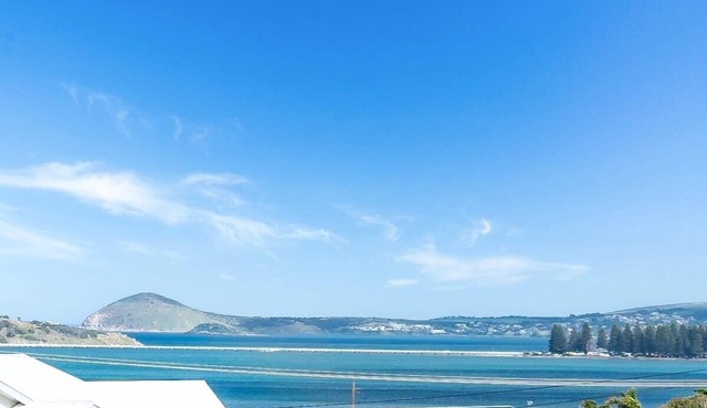 13A Elliot Ave - SeaViews - Walk to Beach - Bikeway - Wi-Fi