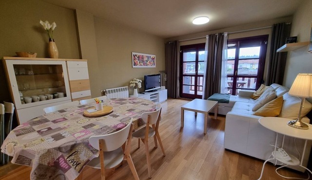 13A01 Apartamento con garaje y terraza