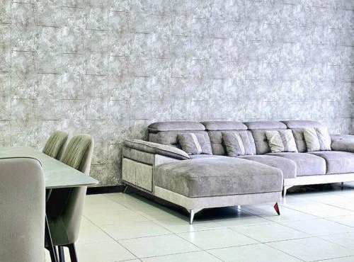 14楼双层空中别墅 Double Storey Penthouse Spacious Common Space for Gathering